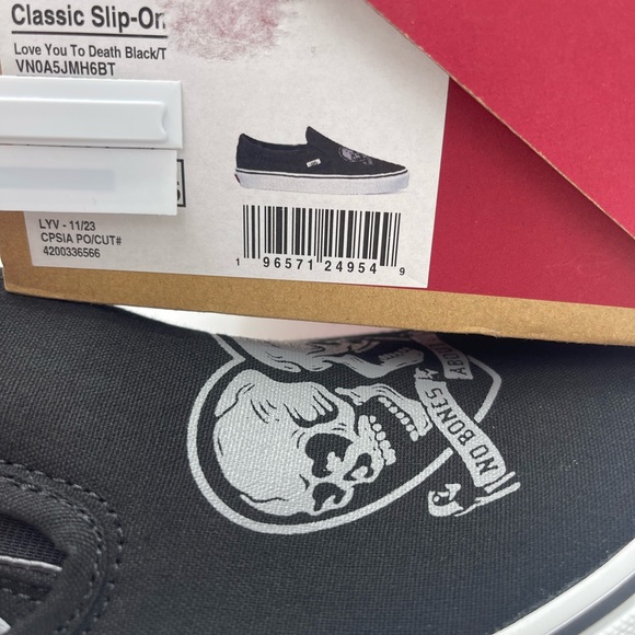 Vans Women's Classic Slip-On Love You To Death Black/ White Sneakers
VN0A5JMH6BT - Picture 3 of 16